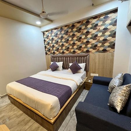 Hotel Alpine Ahmedabad Exterior foto